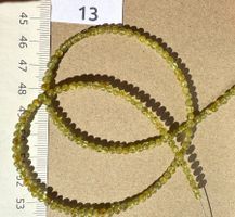 Peridot. Olivin        extra  runde  feine Form   3mm  46cm