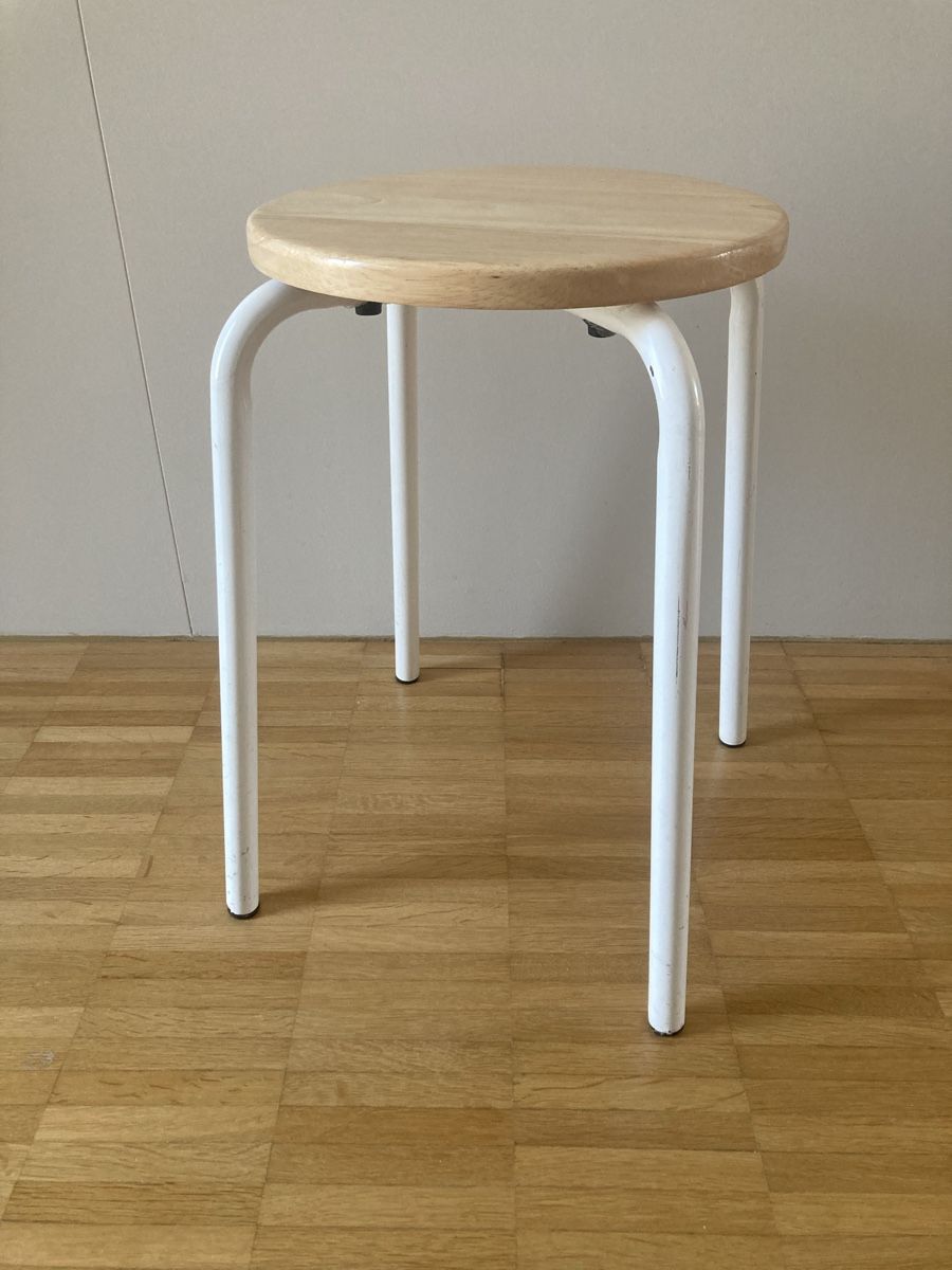 Ikea Hocker: Ikea Hocker Metall/Holz – Gebraucht aus Zwingen von Kult2000