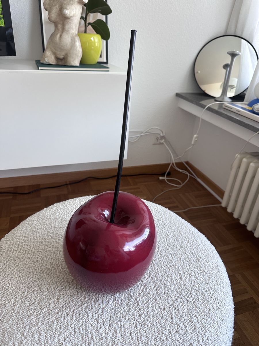 Alle Dekorationen: Dekorative Kirsche rot glänzend als Wohnaccessoire – Gebraucht aus Baden von Marytumby 2