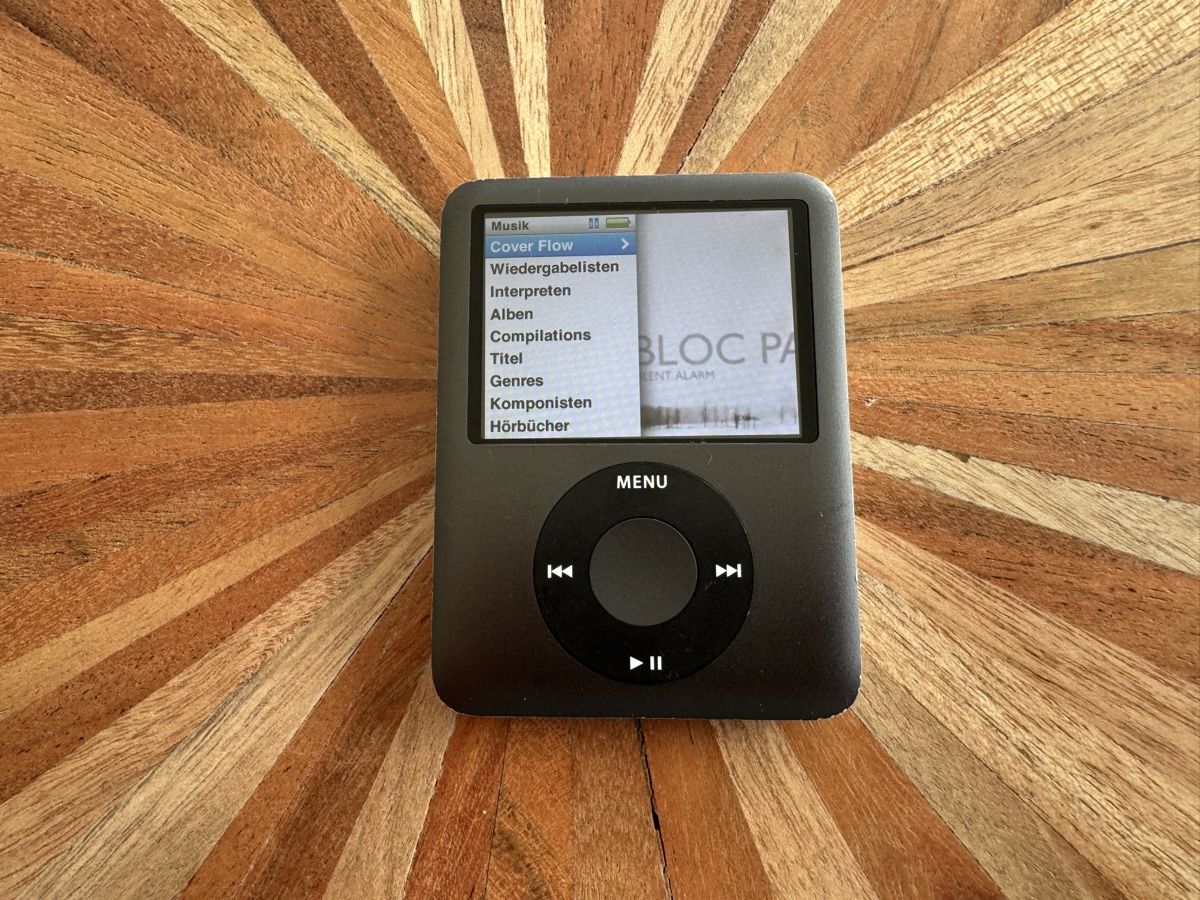 Apple Lettore multimediale portatile: Apple iPod Nano 3 Space Grey 8GB getestet – Usato da St. Gallen venduto da hae_6rmh