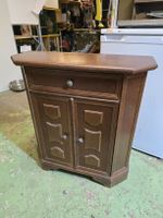 Antiker kleiner Schrank mit Schublade (D1)