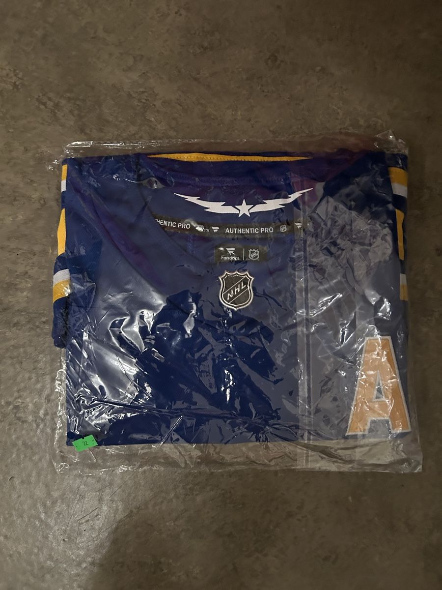 Maillots de corps & Pantalons: Buffalo Sabres #72Thompson Jersey – Neuf avec emballage d'origine à Effretikon par PrimeTimeB 2