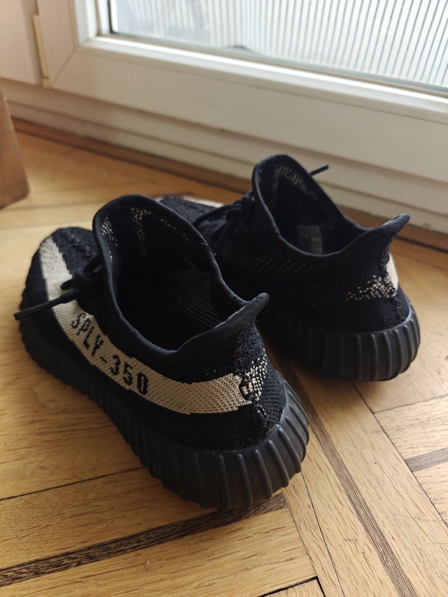 Adidas Herrenschuhe: Adidas Yeezy Boost 350 V2 Core Black Size 38 – Gebraucht aus Genève von WaterPro 3