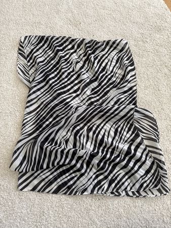 Schal mit Zebra-Muster,neuwertig
