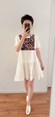 Top Zustand! Kleid aus Baumwolle, oversize, weiss, bestickt