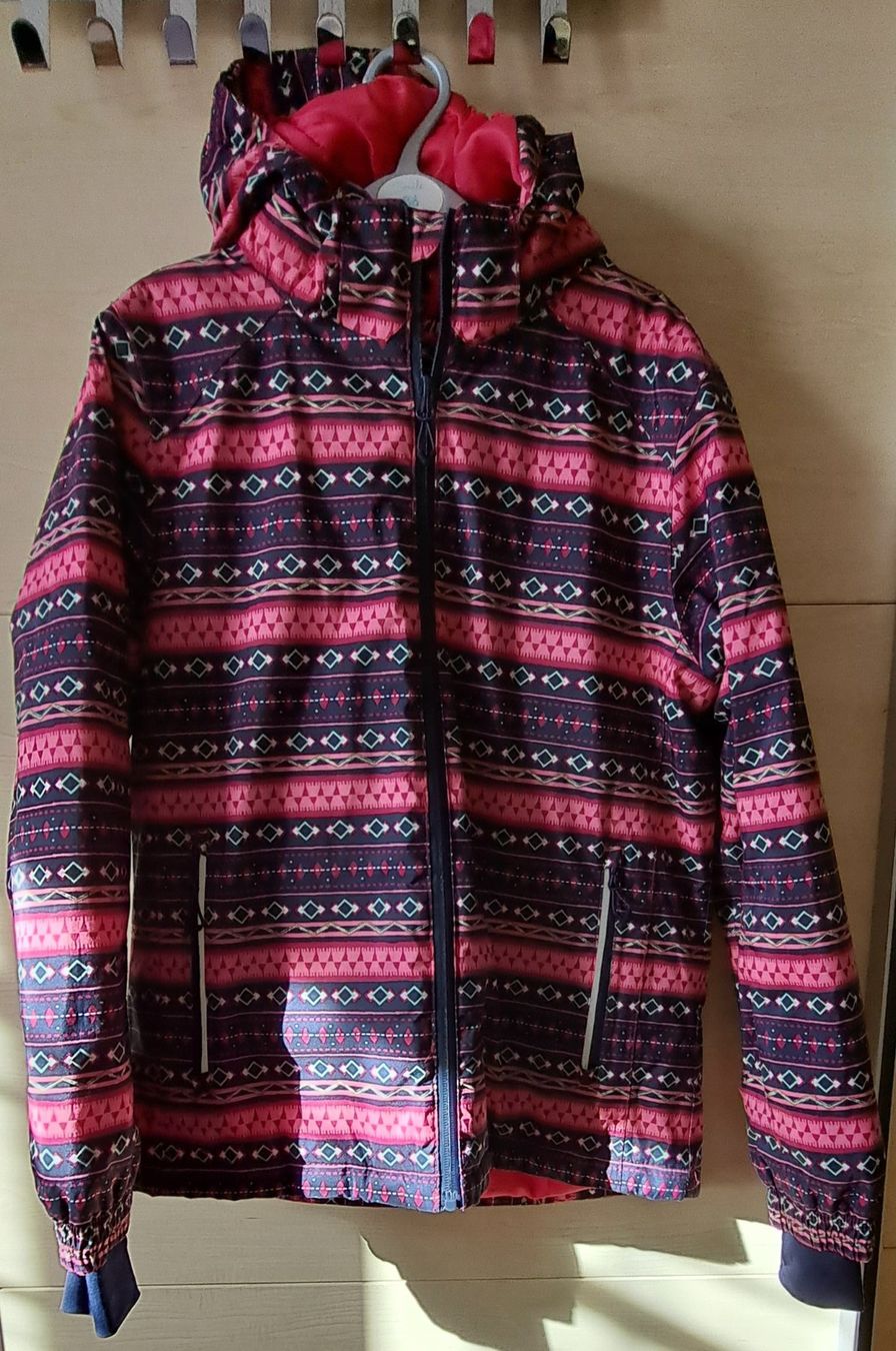 Jacken & Mäntel: Veste hiver fille 146-152 – Neu (gemäss Beschreibung) aus La Chaux-de-Fonds von stakka