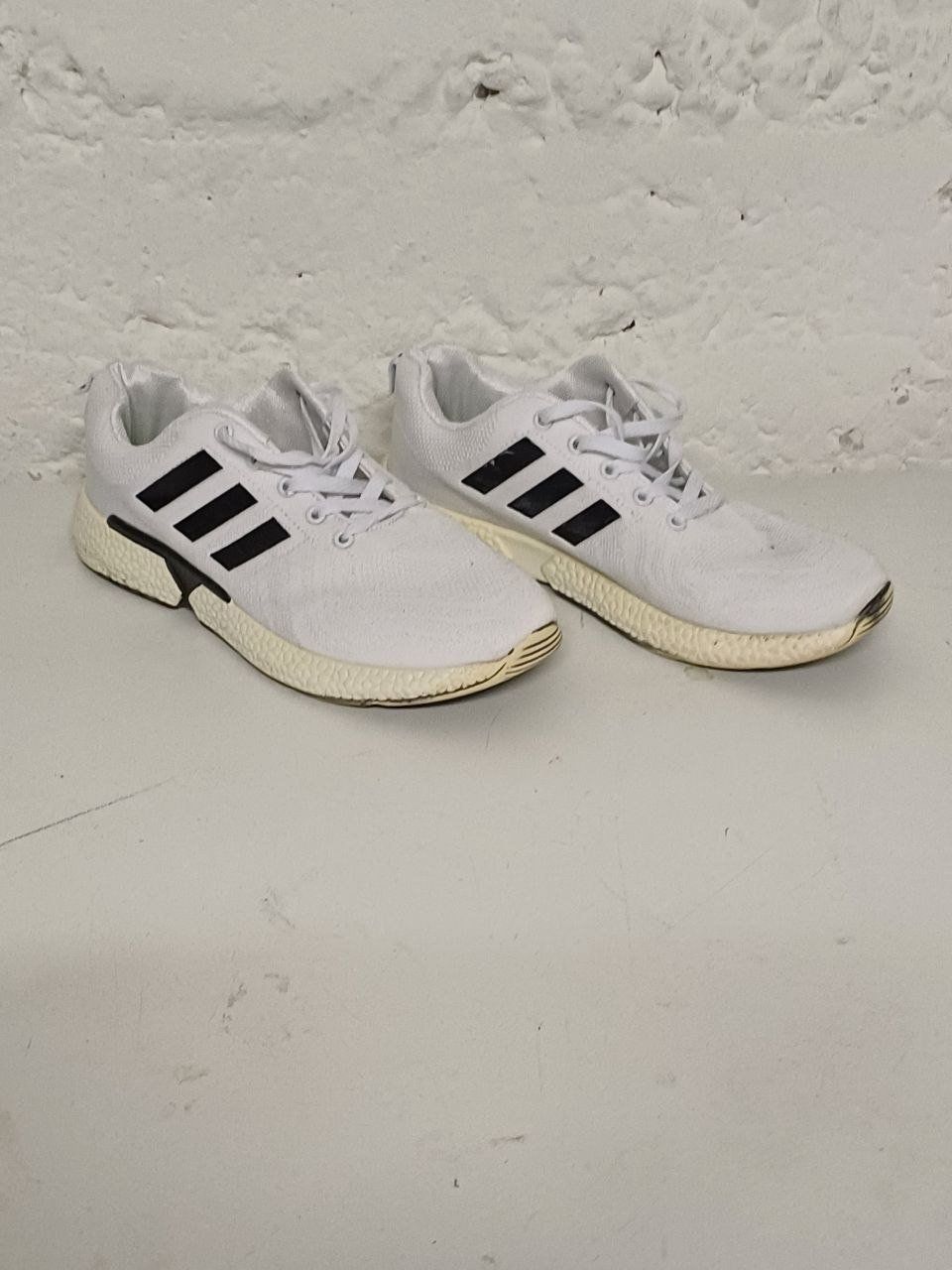 Adidas Herrenschuhe: Adidas-Sneaker, Größe 43 – Gebraucht aus Bern von Yunkom 3