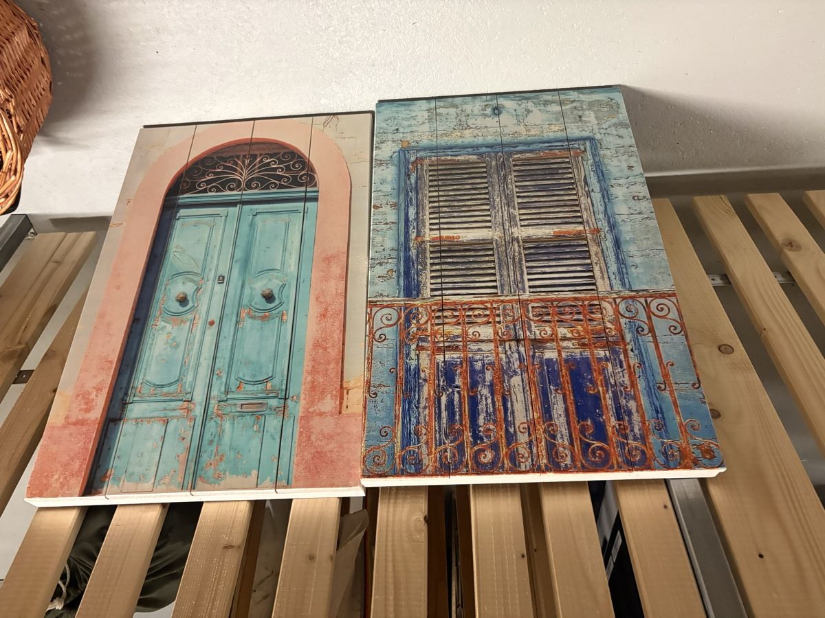 Toutes les décorations: Wall Art Prints Two Doors and Window Design – D'occasion à Zug par remowermelinger