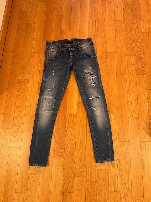 Jeans: Jeans Sexy Woman – Usato da La Tour de Peilz venduto da Caly21 2