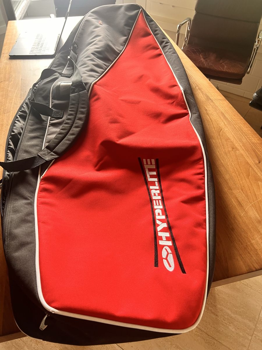 Hyperlite Taschen: Wakeboard Tasche neuwertig von Hyperlite – Neu (gemäss Beschreibung) aus Küssnacht am Rigi von zwillingsmutter