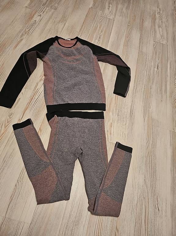 Biancheria intima: Thermo enfant 134-140 – Usato da Fully venduto da cvivi75
