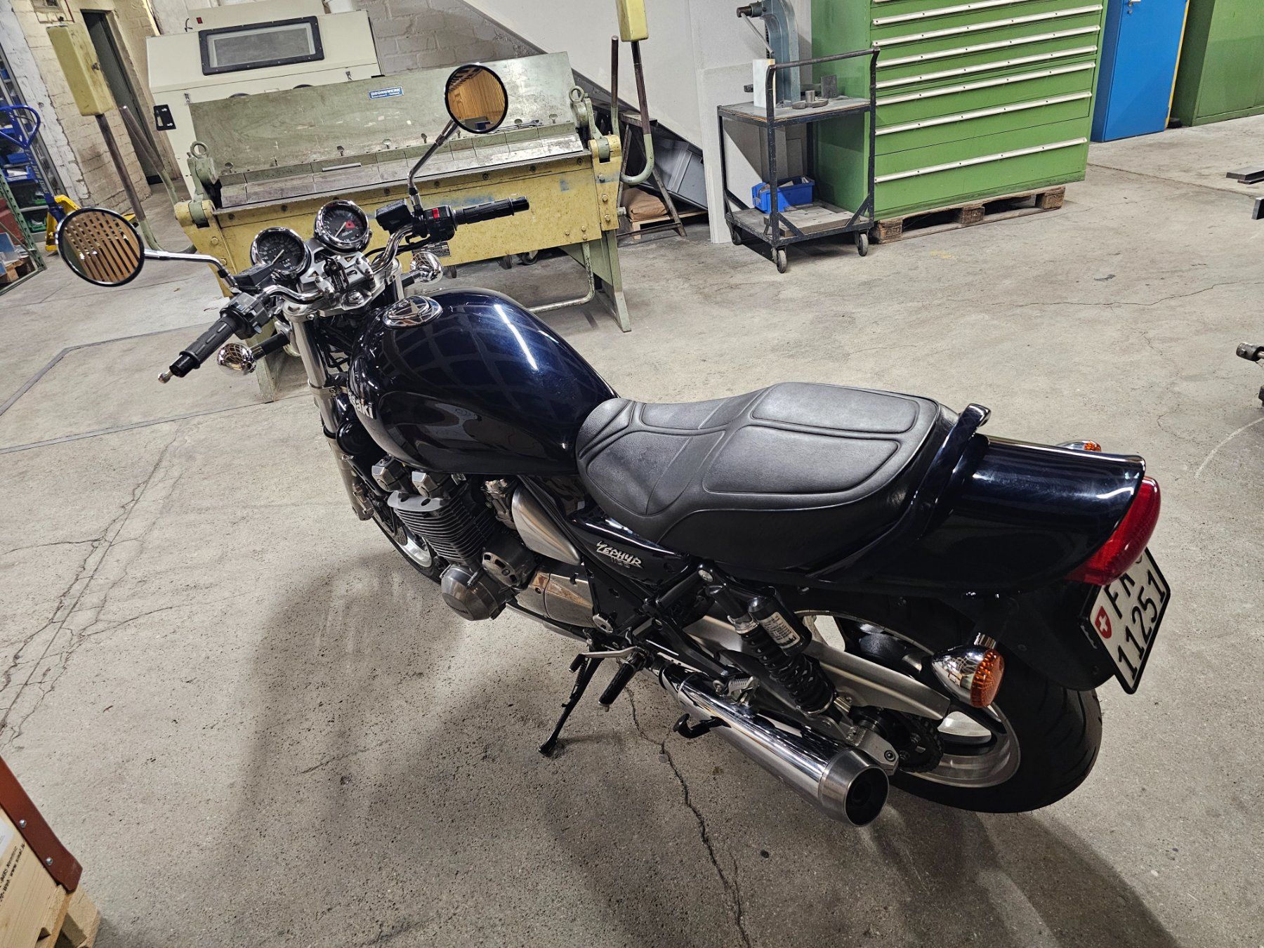 Kawasaki Strada: Kawasaki Zephyr 1100 – Usato da Salvenach venduto da Hayadriver 1