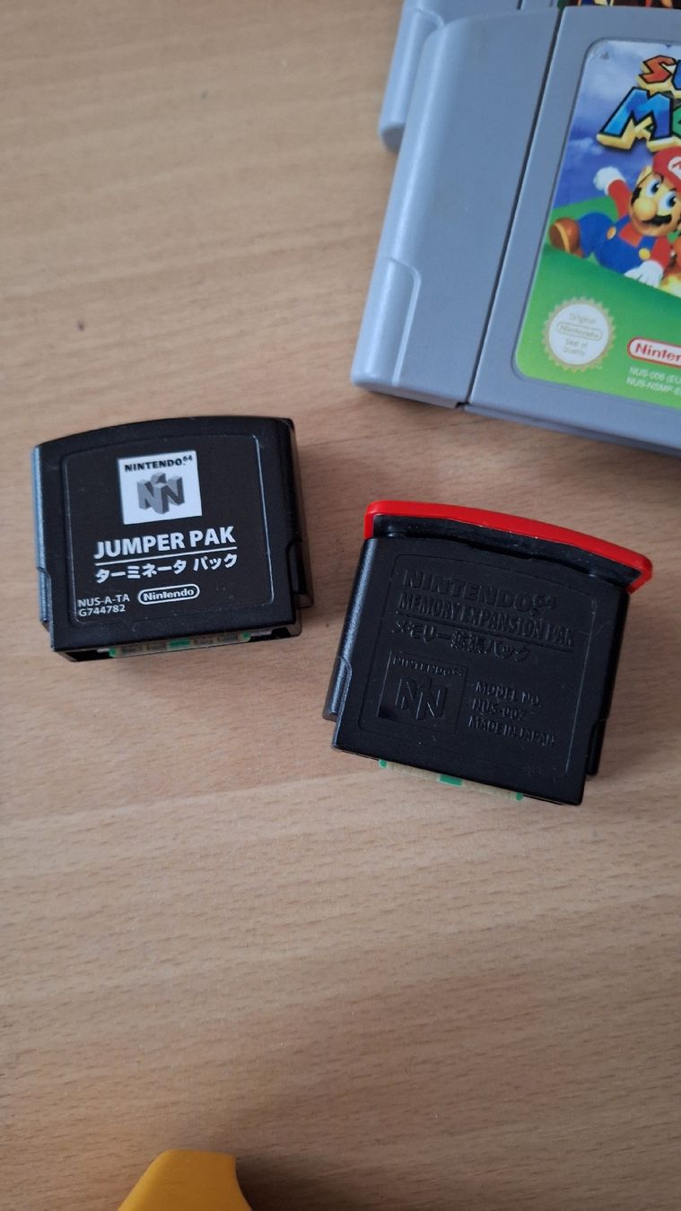 Nintendo Console: Nitendo 64 Retro – Usato da Schwarzenbach SG venduto da ct-porzellan 2