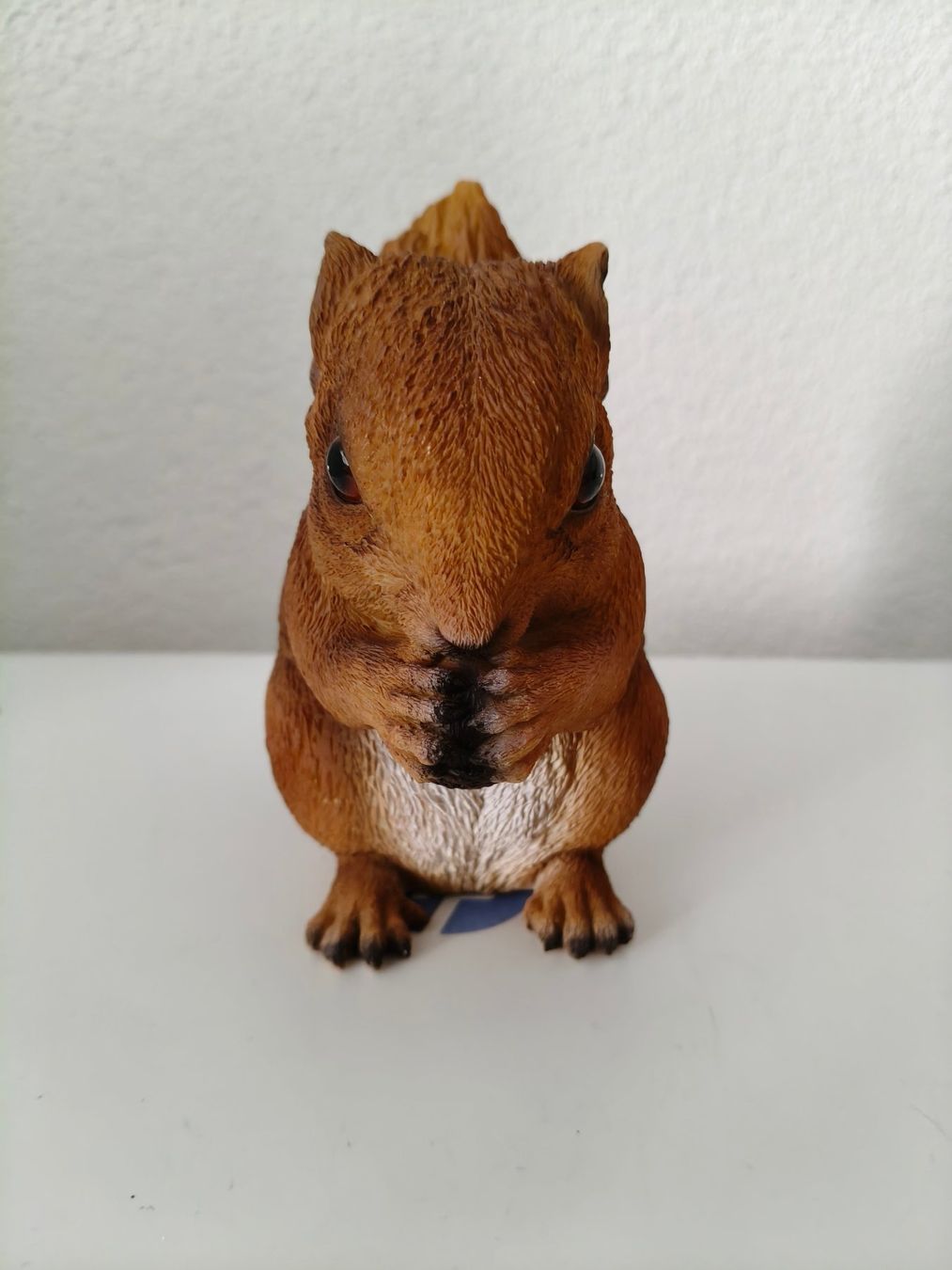 Statuette: Herbstdeckoration Eichhörnchen – Nuovo (secondo la descrizione) da Rothrist venduto da Stranglehold