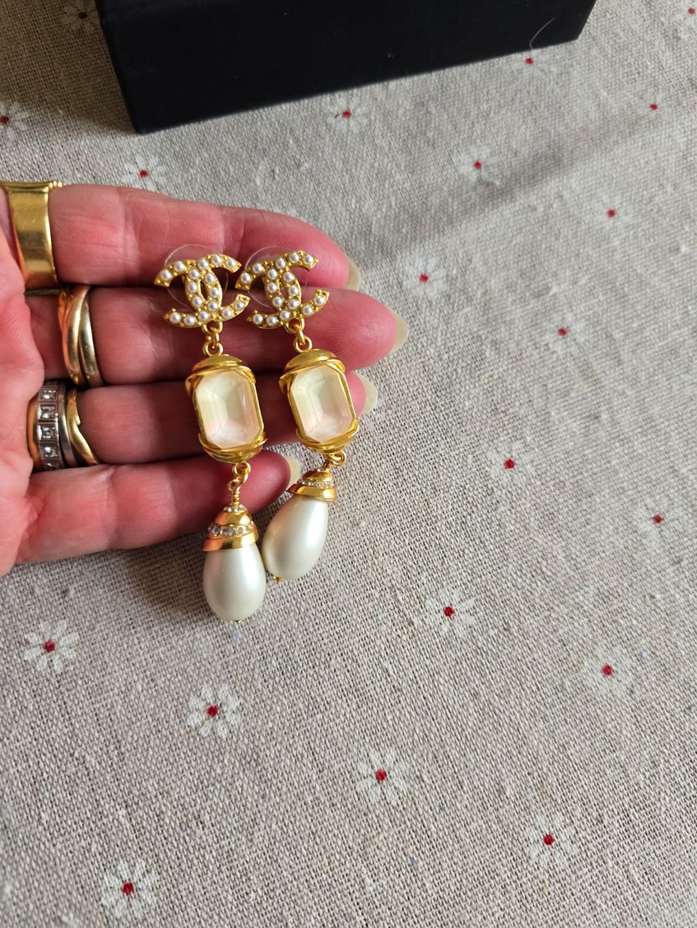 Orecchini pendenti & Orecchini a lobo: Chanel Ohrstecker/Hänger Lange WOW – Usato da Bottmingen venduto da sandy_2 6