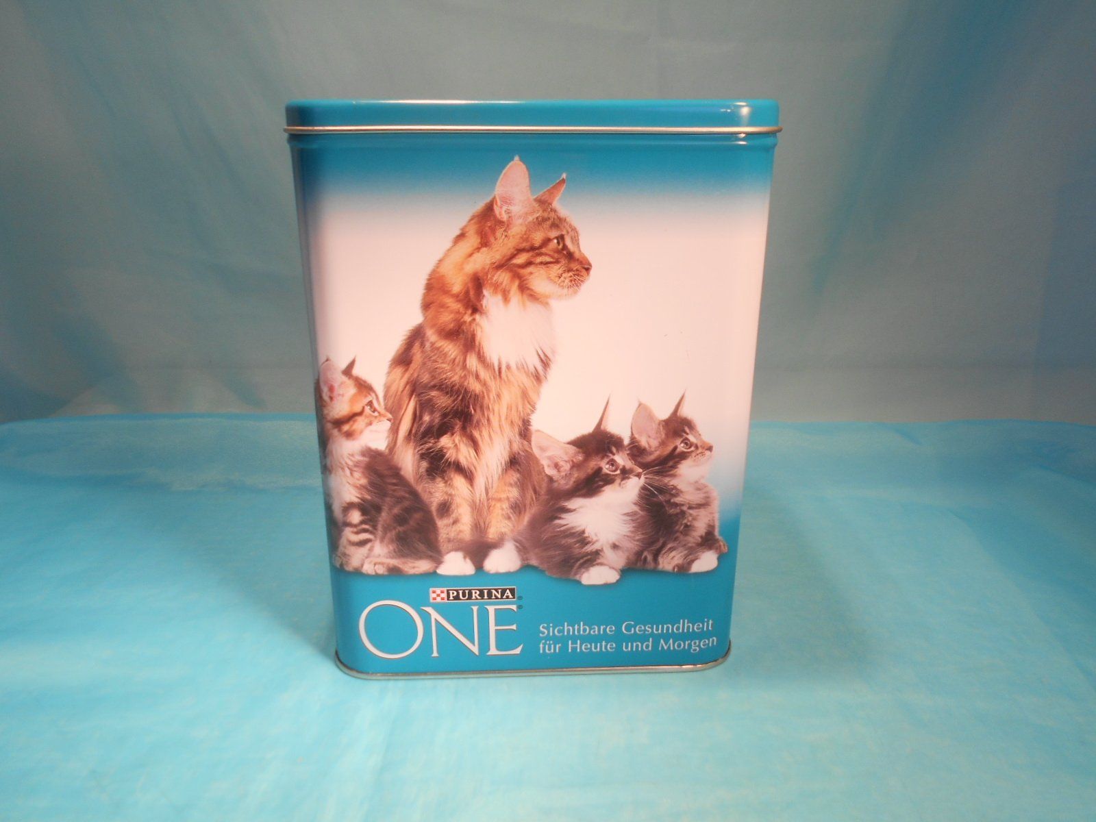 Sonstige Dekorationen & Accessoires: PURINA ONE Blechbüchse mit Katzen – Gebraucht aus Bellach von JingleCherry