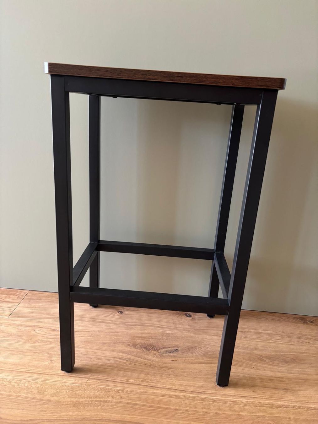 Tabourets: 4 Barhocker dunkelbraun mit Metallgestell – Neuf avec emballage d'origine à Seftigen par Kaulu5so 3