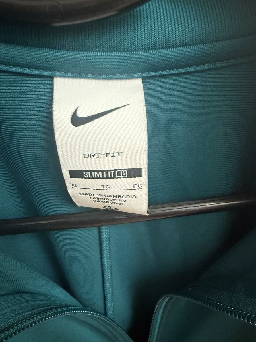 Nike Giacche: Portugal Jacke – Usato da Opfikon venduto da Luis144 3