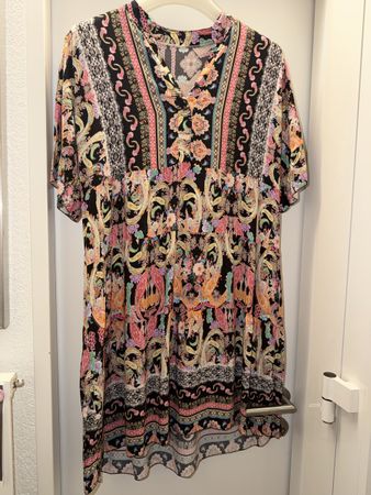 Tolles Kleid in wunderschönen Farben 40 1 x getragen