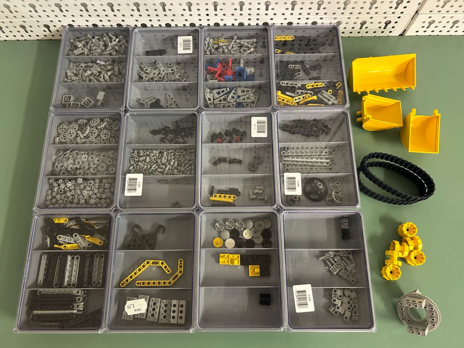 Lego Giocattoli: Lego Technic Ersatzteil Sammlung – Usato da Rotkreuz venduto da Fairerpreis 2