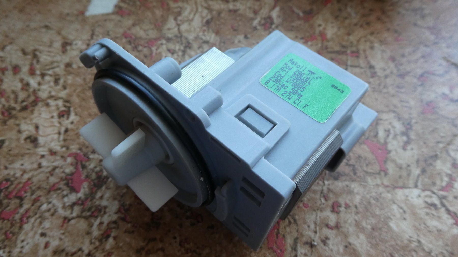 V-Zug Lavastoviglie: Ablaufpumpe V-ZUG Adora 55 SL – Usato da Lausen venduto da Vectrex1