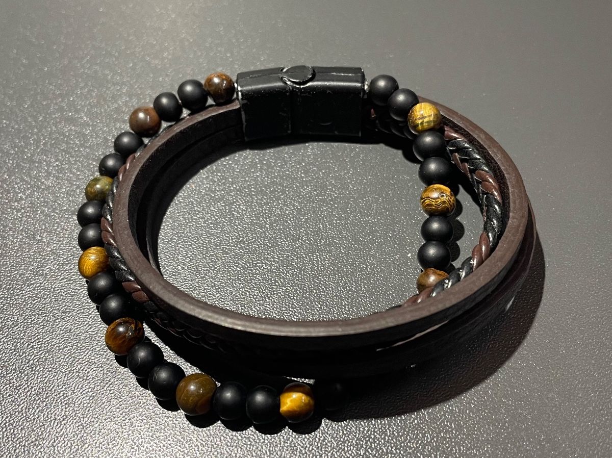 Bracciali & Braccialetti: Bracelet cuir et perles unisex – Usato da Chamoson venduto da daleva0204 1