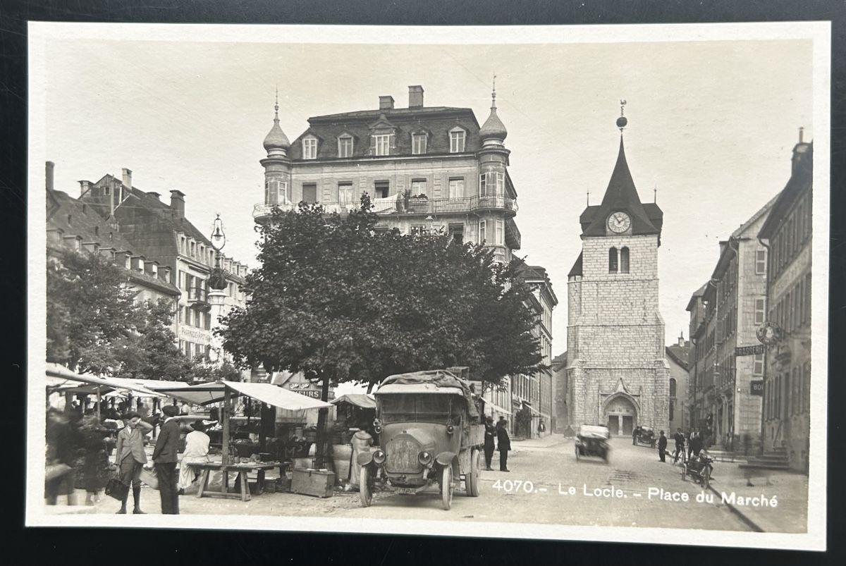 Cartoline postali: Le Locle Place du Msrche – Usato da Horw venduto da Tellbub