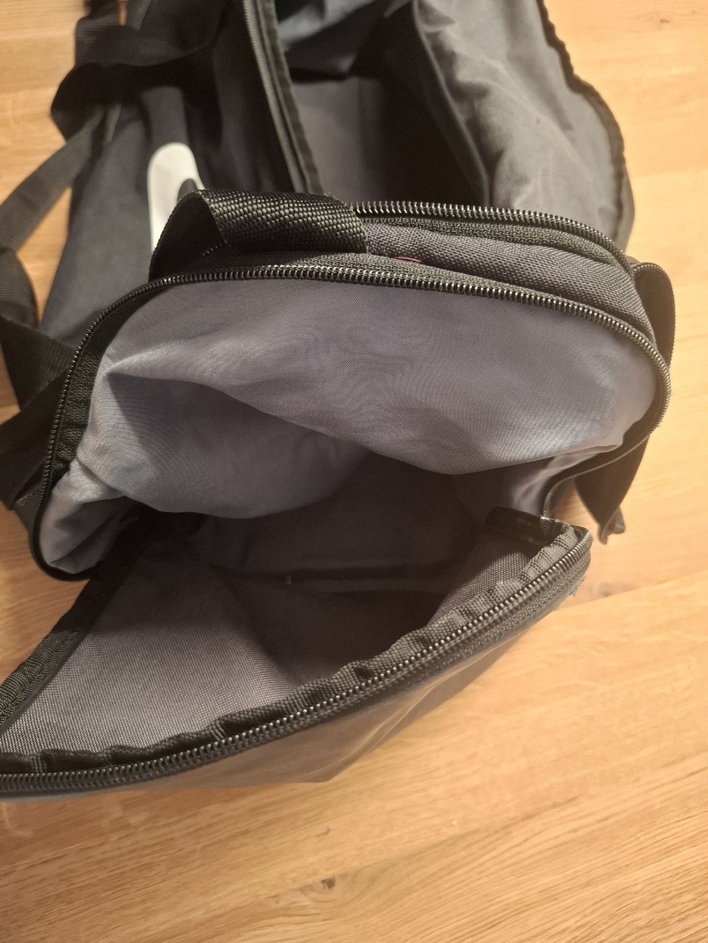 Nike Borse: Sporttasche von Nike – Usato da Basel venduto da pamsi357 3