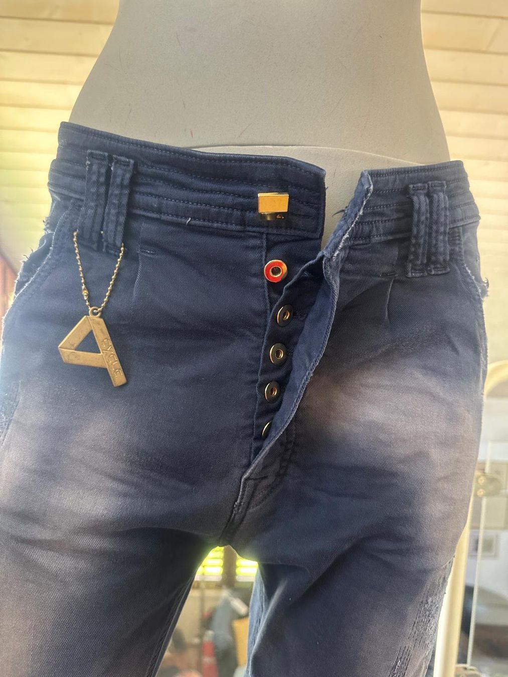Jeans: Schöne CYCLE-Jeans – Usato da Neuhausen venduto da Lechasseur 7