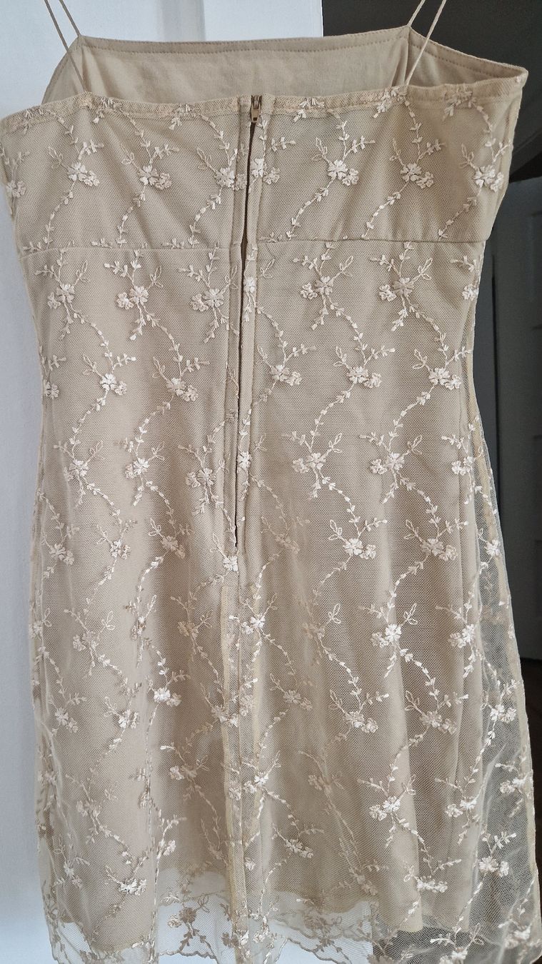 Vestiti: Kleid aus Spitze – Usato da Küsnacht ZH venduto da 2011_ 1