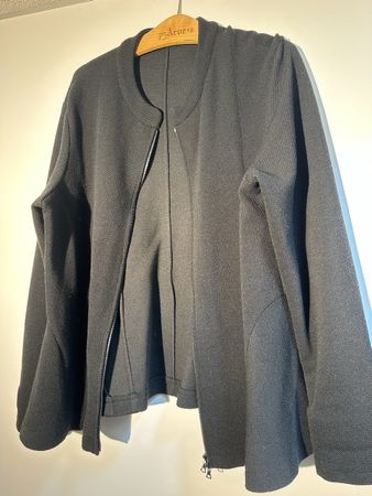Schwarze Damen-Strickjacke Gr. XL (neuwertig)