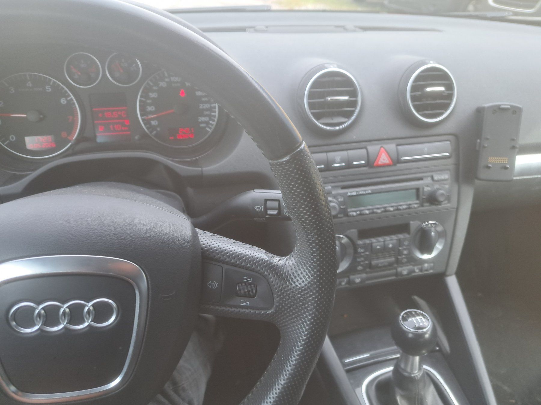 Audi Autos: Audi A3 – Gebraucht aus Lachen SZ von Dorfgarage950 7