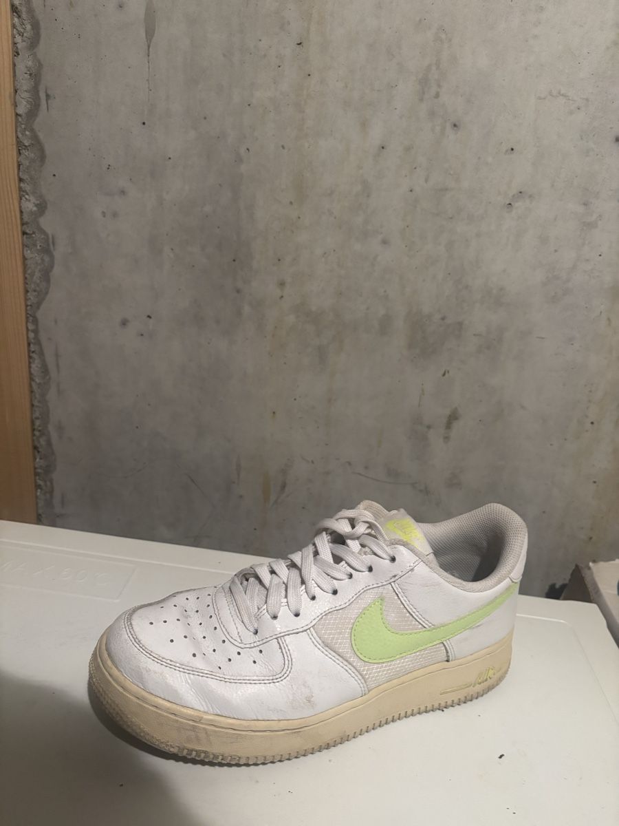 Nike Herrenschuhe: Baskets Nike Air Force 1 blanches – Gebraucht aus Charrat von Coco_1900