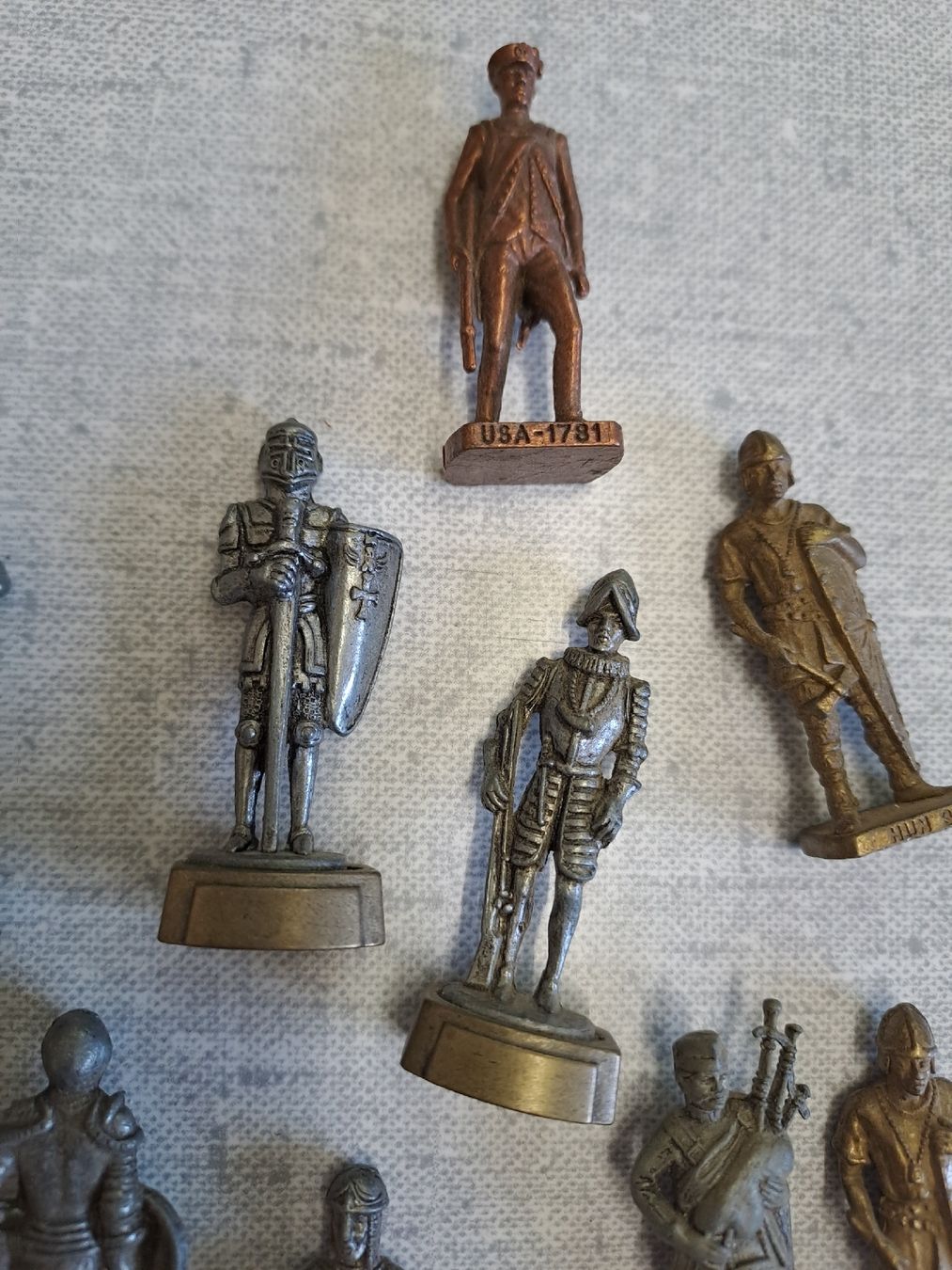 Figurines: 18 Figuren Metall – D'occasion à Uznach par Walaylatiere 4