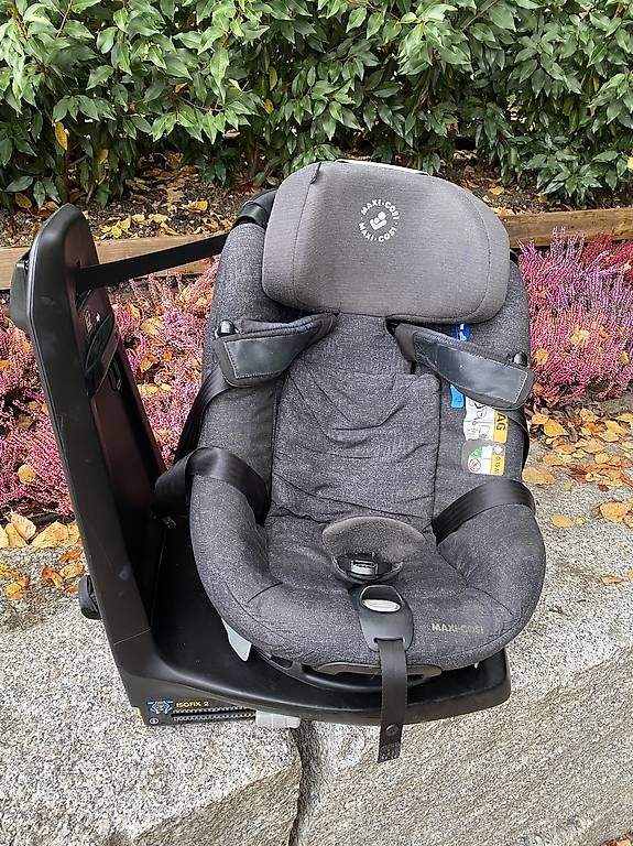 Maxi-Cosi Seggiolini per auto: Maxi Cosi AxissFix Plus 0-4Y – Usato da Zumikon venduto da Ale_5sv2 1