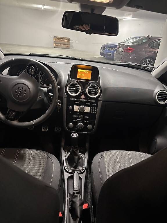Opel Automobili: Opel Corsa 1.4T EcoFlex – Usato da Niederteufen venduto da _time_ 3