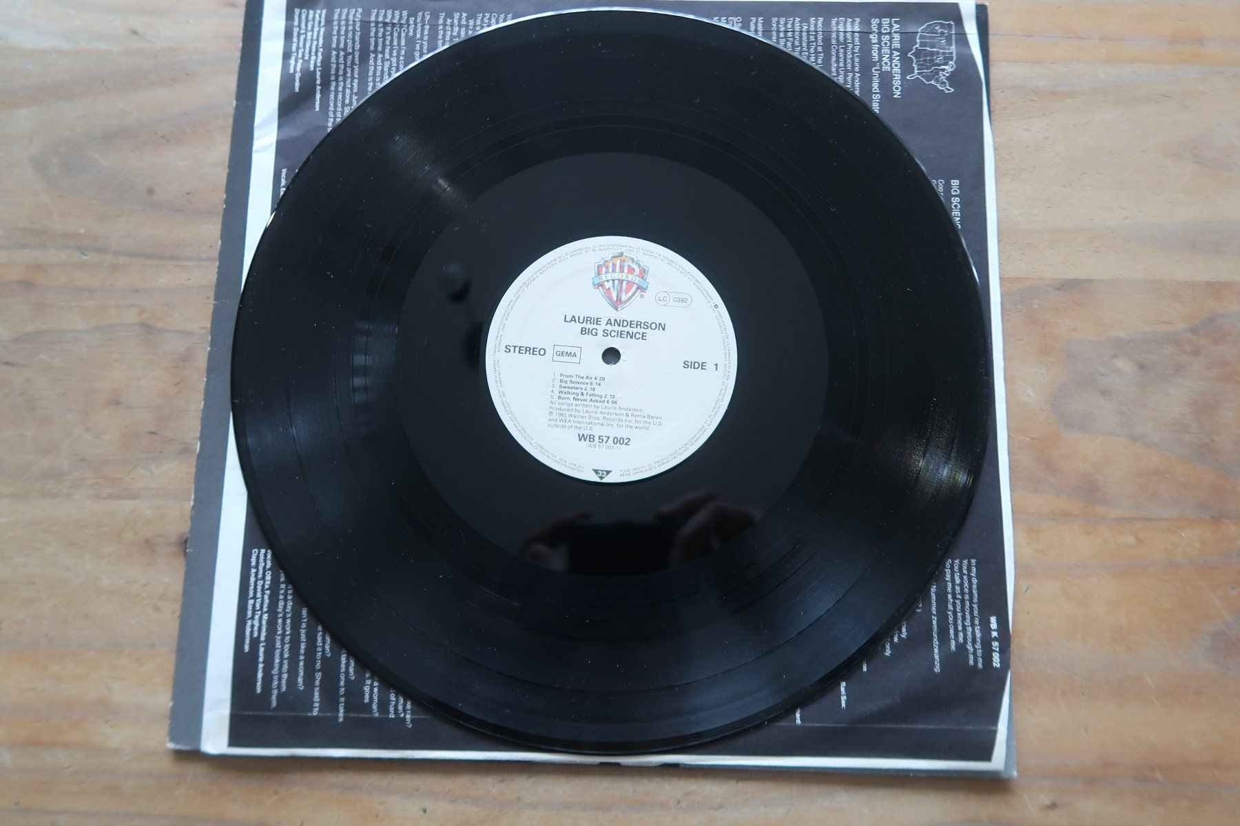 Dischi in vinile: LAURIE ANDERSON - BIG SCIENCE - VINYL LP – Usato da Basel venduto da Patiscat 3