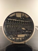 Jubiläums-Platte Garten mit Stadt Bisquit-Porzellan Arabia