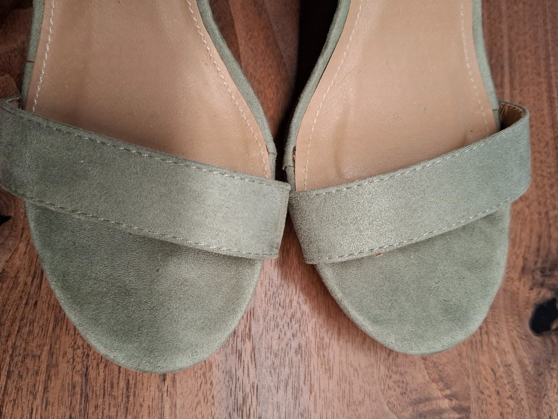 Damenschuhe: Sandale Damen – Gebraucht aus Aarwangen von chepetto74 2