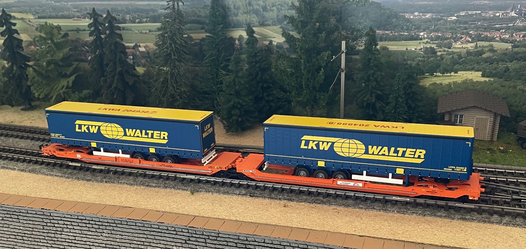 Roco Modellini di ferrovie: Roco 77393 Doppeltaschenwagen "LKW Walter" – Nuovo (secondo la descrizione) da Blumenstein venduto da Ritschi