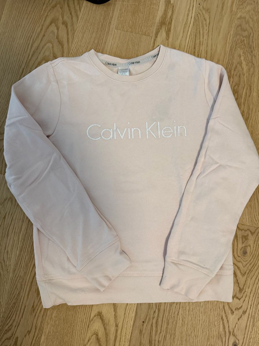 Calvin Klein Maglioni & Felpe: Calvin Klein Damen Pullover, zartrosa, Grösse S – Usato da Schaan venduto da bar_pp72 1