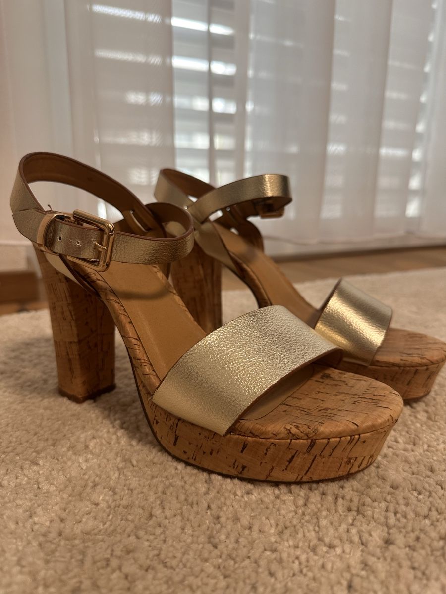 Scarpe da donna: High Heel – Usato da Chur venduto da Lorena7