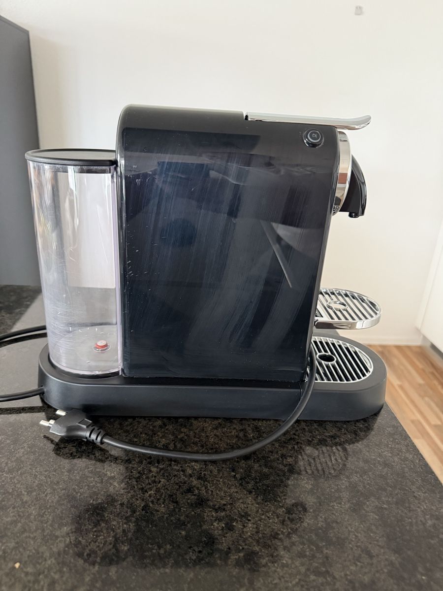 Nespresso Macchine per caffè & Macchine per espresso: Nespresso CitiZ Kaffeemaschine  – Usato da Buchs AG venduto da MiWeFe17 2
