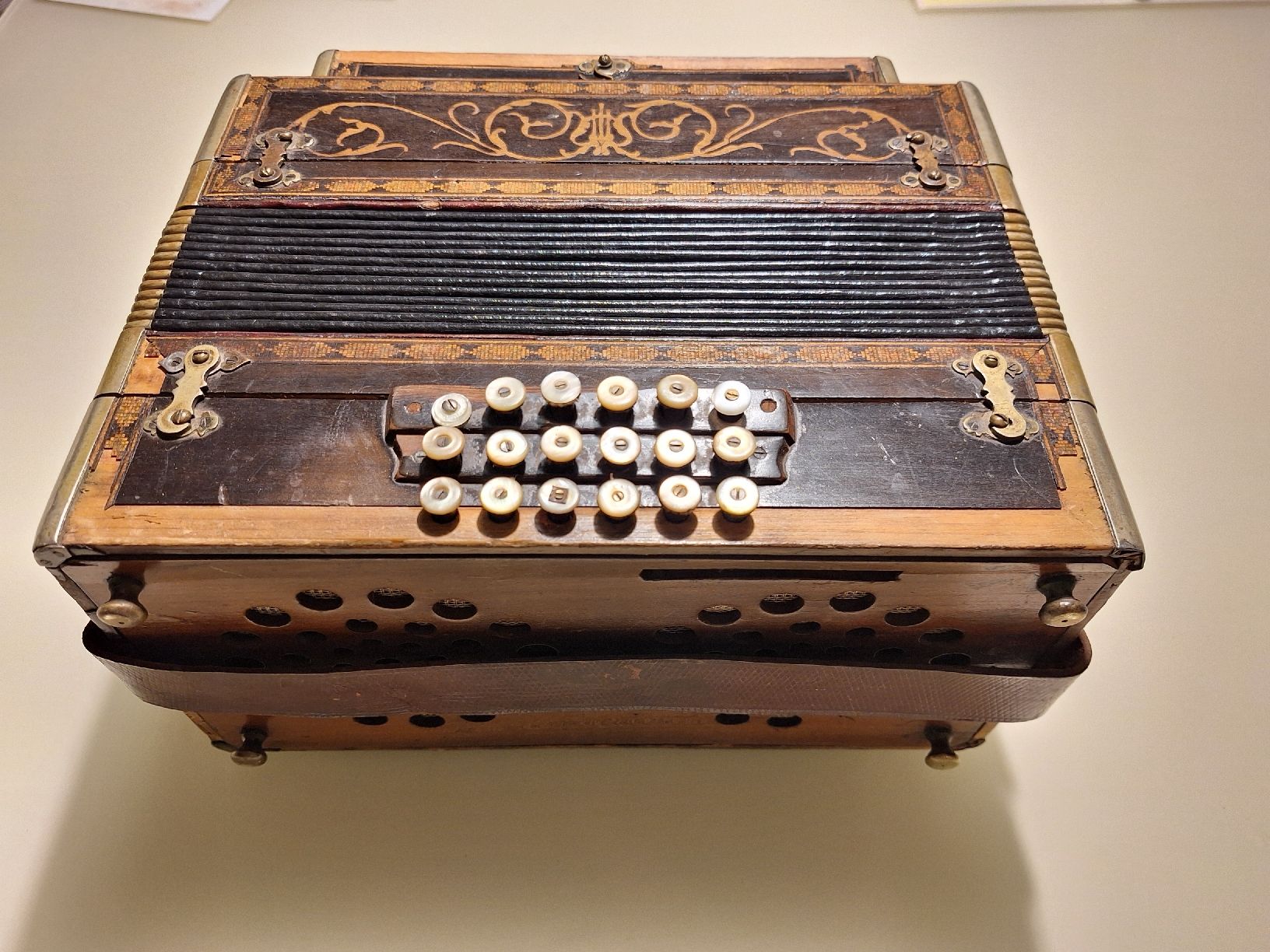 Musikinstrumente: Antike Handorgel – Defekt aus Jona von were47 1