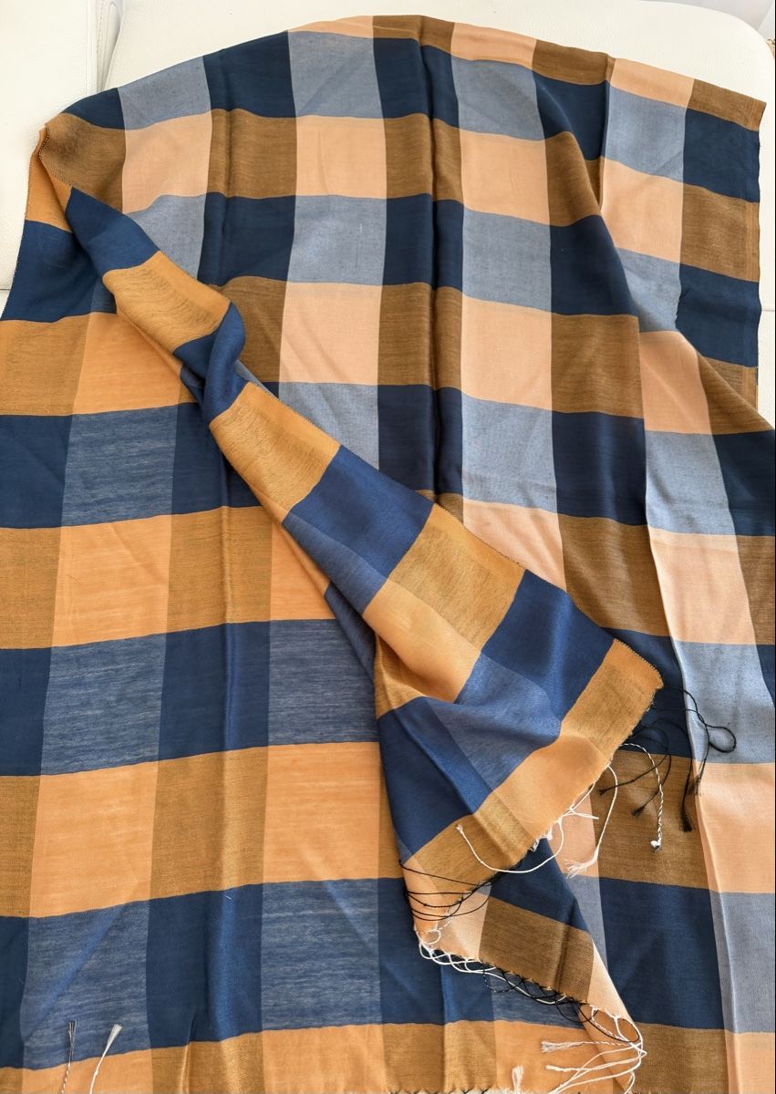 Foulard & Sciarpe: Seiden Schal 🌸 – Usato da Opfikon venduto da Luis144