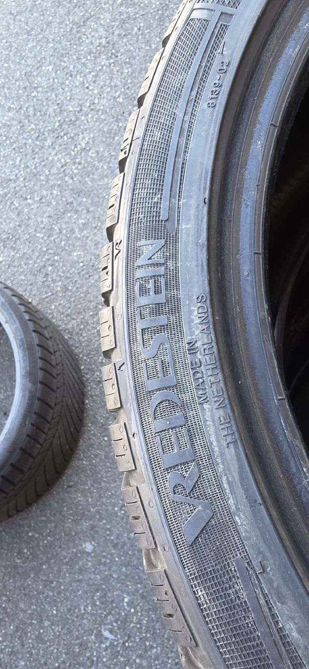 Pneumatici & Ruote complete: Winterpneu 255/35/R19 M+S – Usato da herzogenbuchsee venduto da jamma01 3
