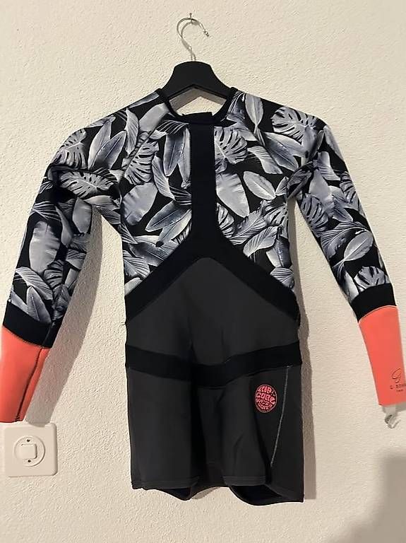 Rip Curl Mute per immersioni: RIP CURL Wetsuit CORAL S – Nuovo e nell'imballaggio originale da Schlieren venduto da jul_yrw7 4