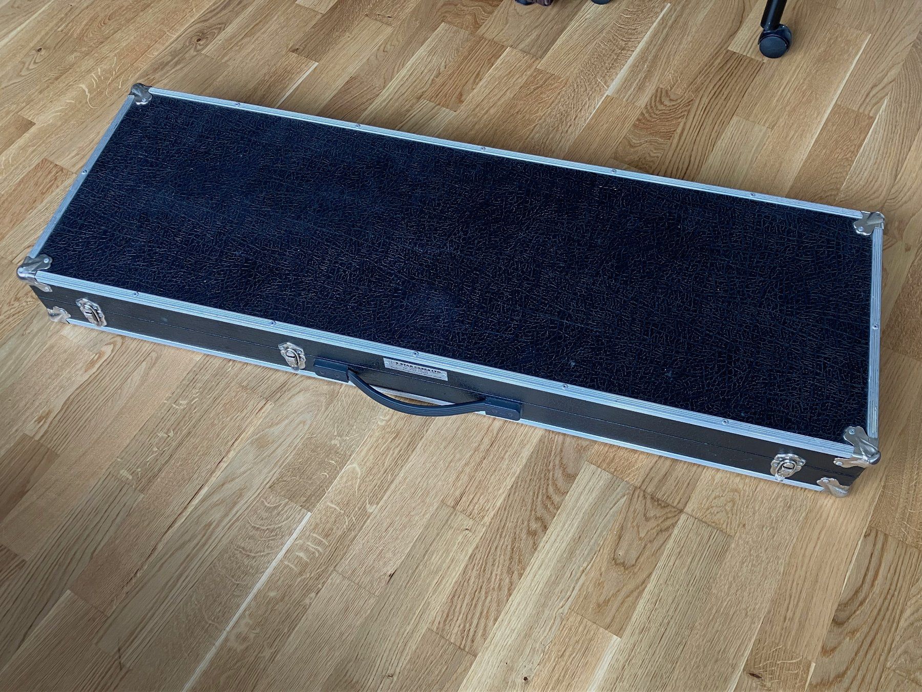 Musikinstrumente: Guitar / Keyboard Flight case 5-Star Cases – Gebraucht aus Biel / Bienne von Aprad