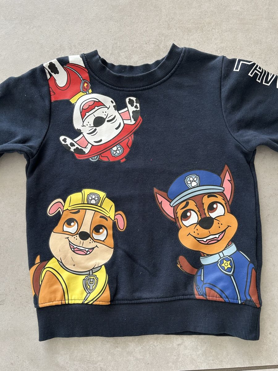 H&M Maglioni & Felpe: Pullover von H&M Grösse.98-104 in Top Zustand – Usato da Lengnau BE venduto da M.Laib 1
