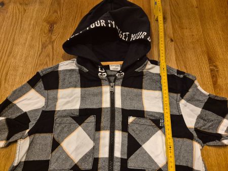 Jungen Hemd Gr. 158 schwarz/weiss kariert mit Kapuze